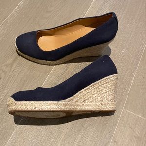 Unworn J Crew canvas wedge pumps size 6.5